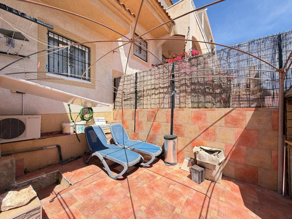 Bungalow te koop in Orihuela Costa | 2 slaapkamers H5378425