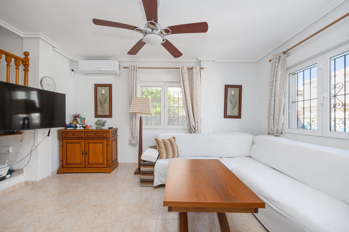 Huis te koop in Orihuela Costa | 3 slaapkamers H5379166