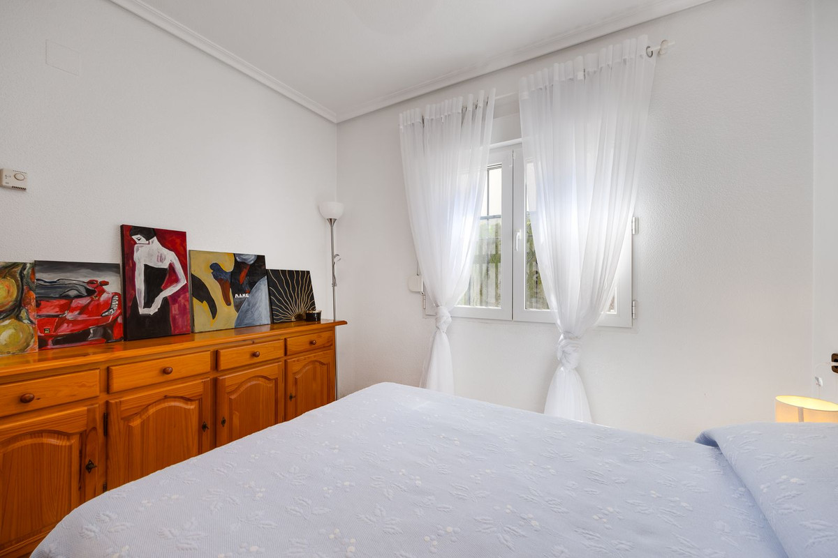 Huis te koop in Orihuela Costa | 3 slaapkamers H5379166