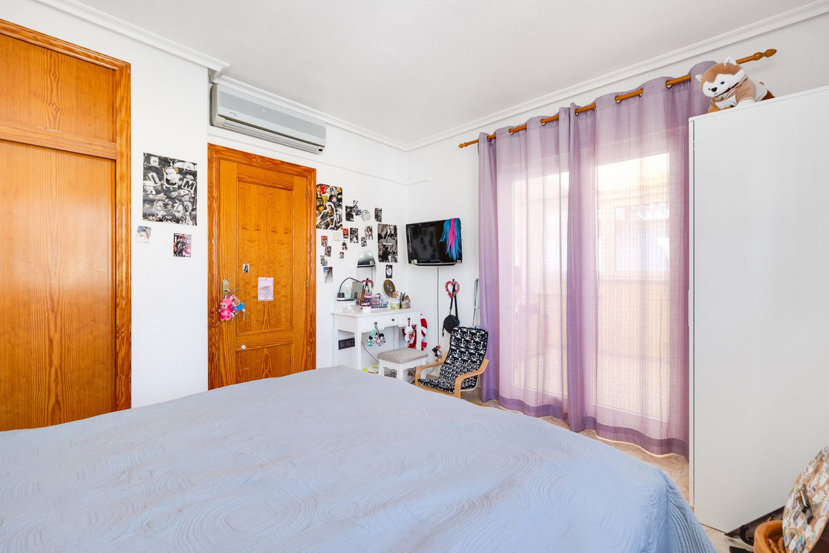 Huis te koop in Orihuela Costa | 3 slaapkamers H5379166