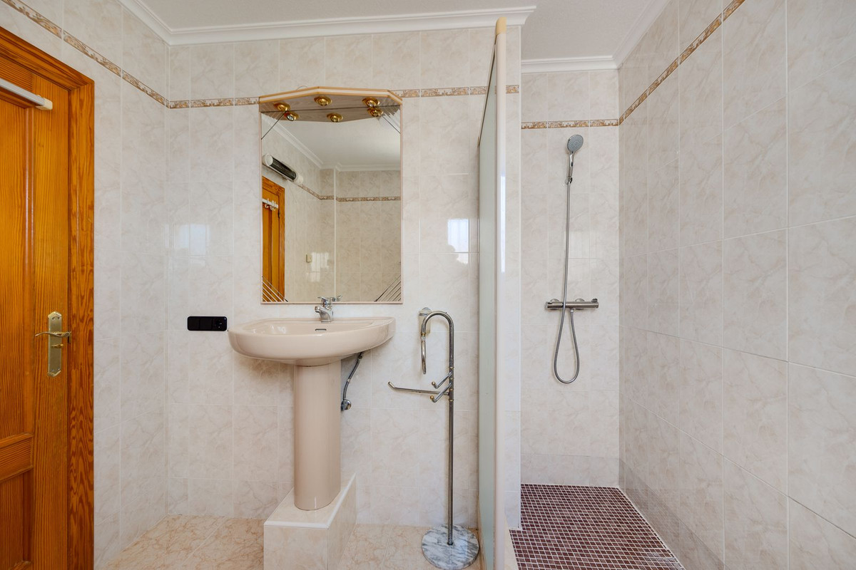 Huis te koop in Orihuela Costa | 3 slaapkamers H5379166