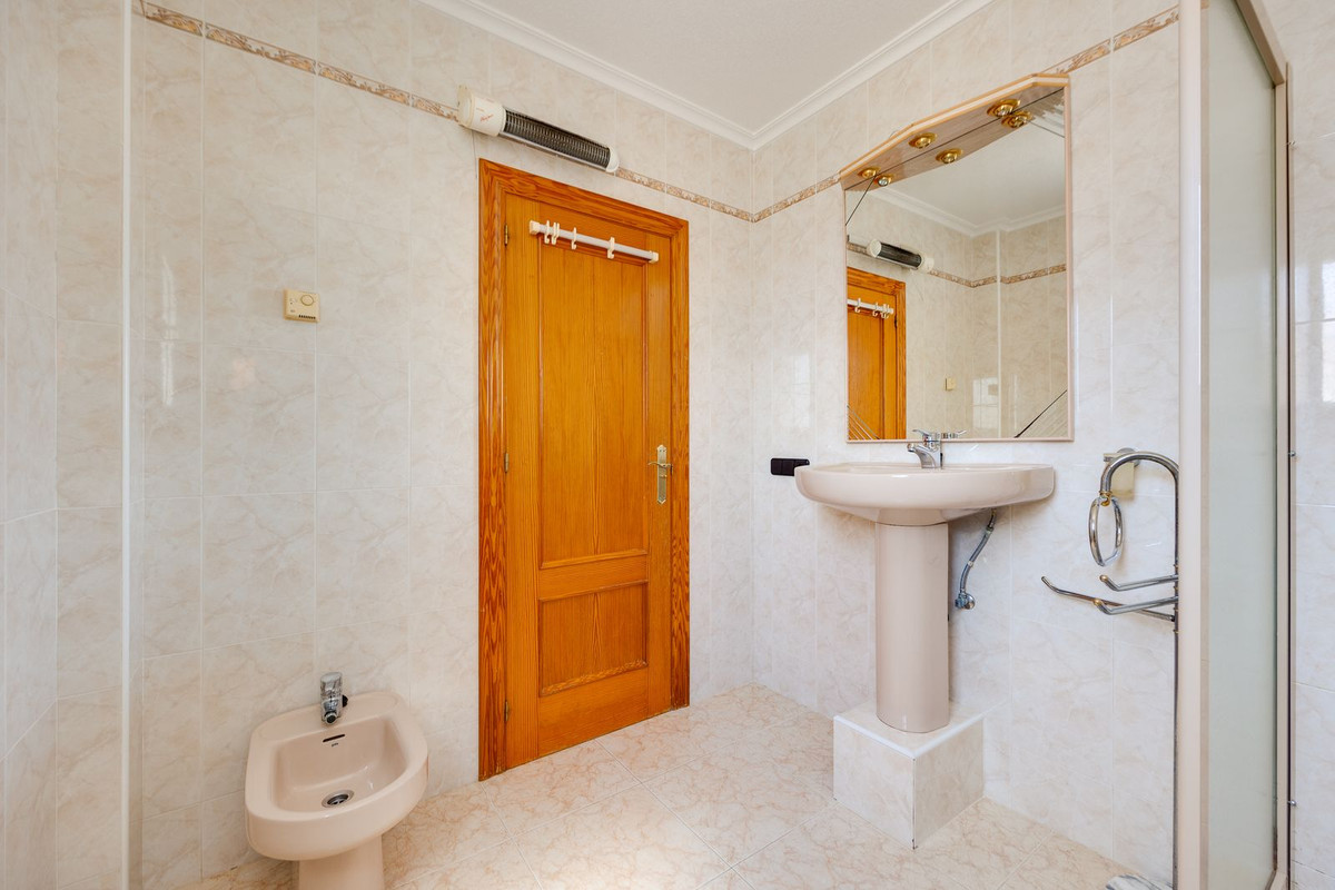 Huis te koop in Orihuela Costa | 3 slaapkamers H5379166