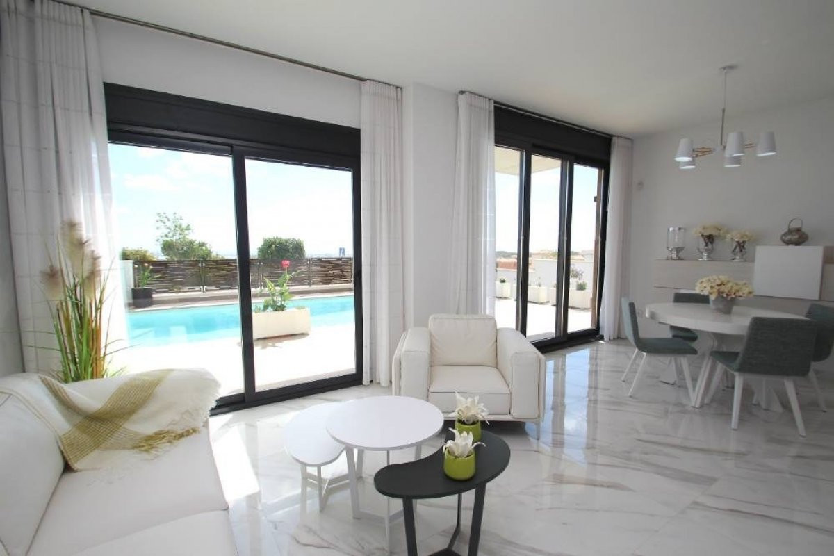 Huis te koop in Orihuela Costa | 3 slaapkamers H5384731