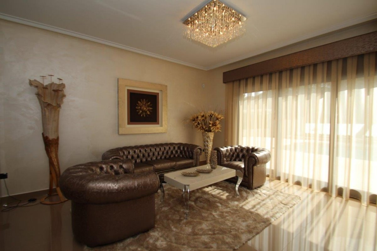 Huis te koop in Orihuela Costa | 4 slaapkamers H5384734