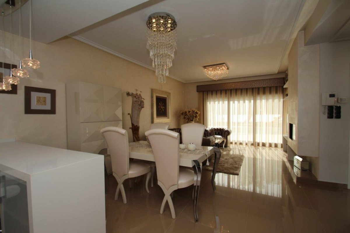 Huis te koop in Orihuela Costa | 4 slaapkamers H5384734
