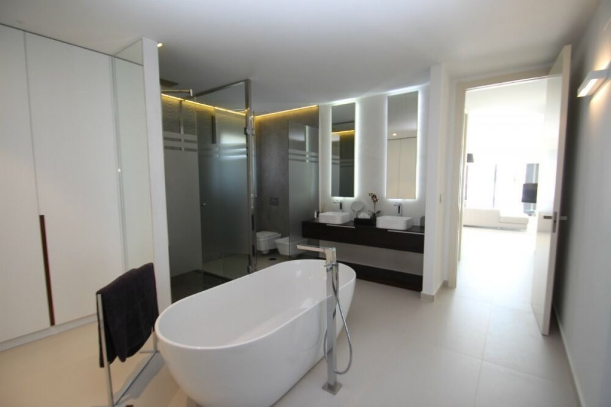 Huis te koop in Orihuela Costa | 4 slaapkamers H5384743