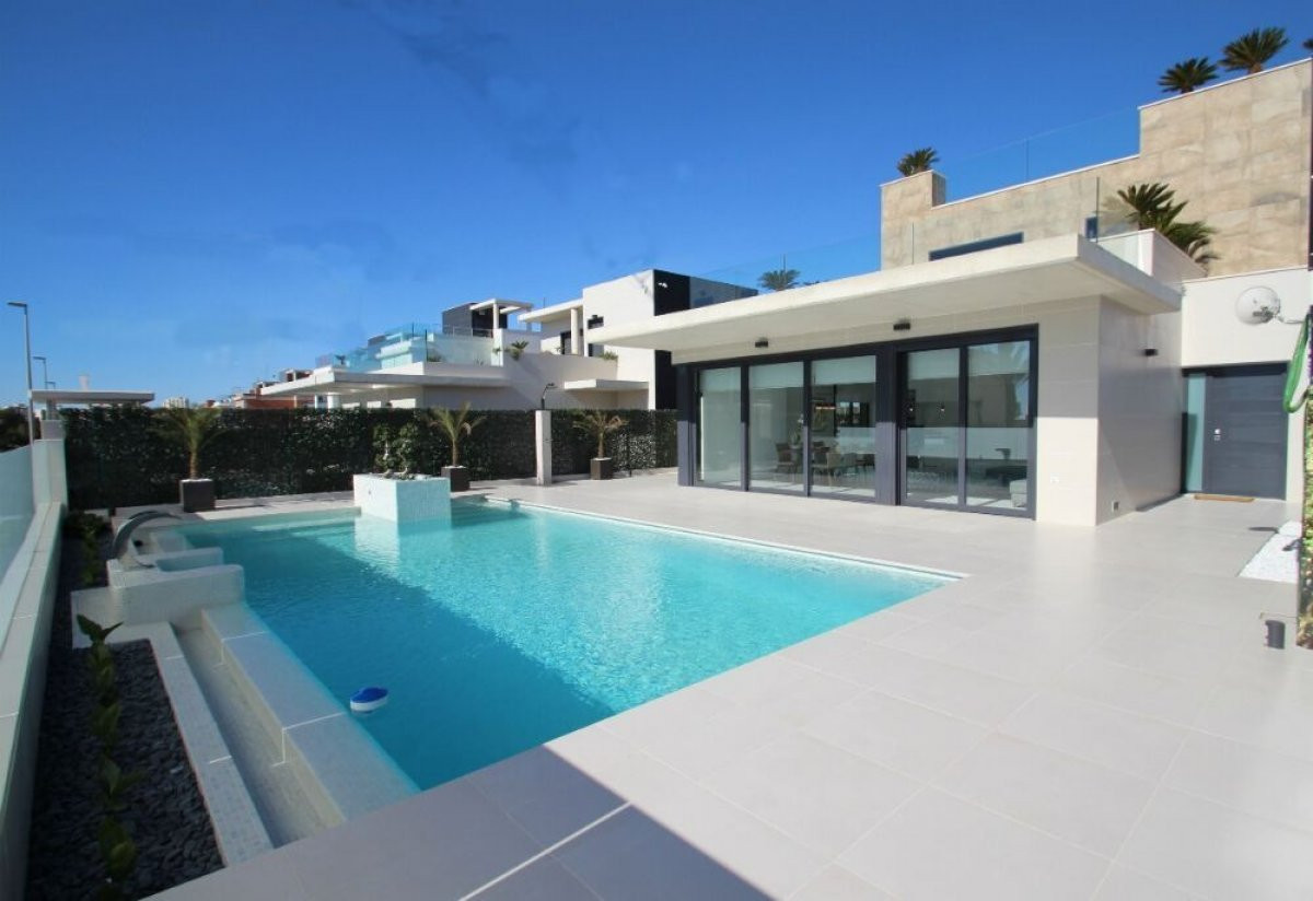 Huis te koop in Orihuela Costa | 4 slaapkamers H5384743