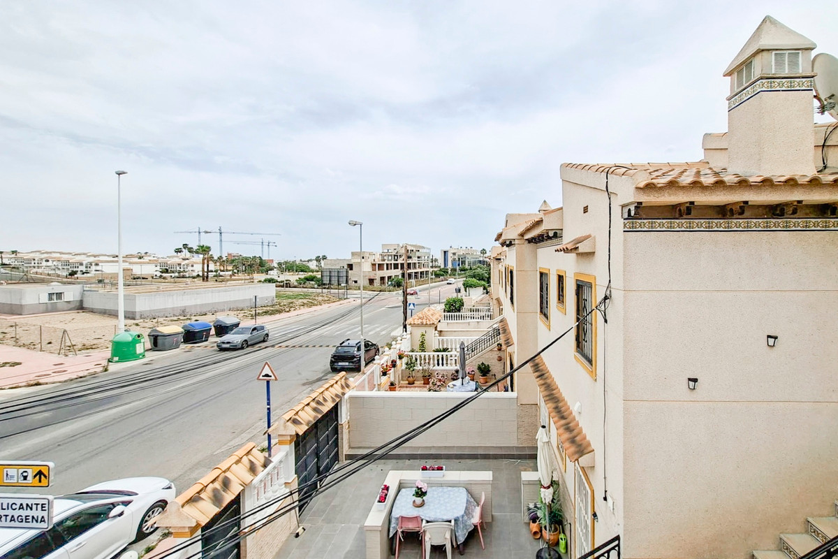 Huis te koop in Orihuela Costa | 2 slaapkamers H5400928