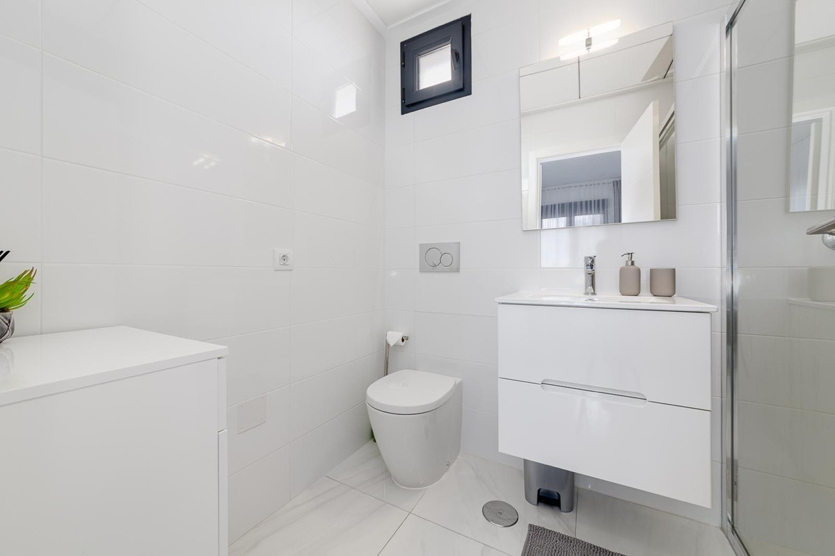 Huis te koop in Orihuela Costa | 3 slaapkamers H5401612