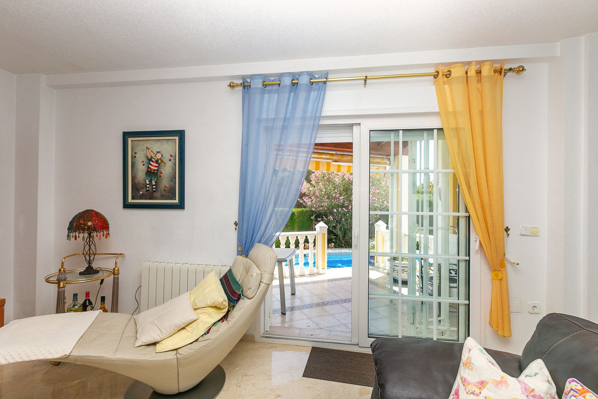 Huis te koop in Orihuela Costa | 3 slaapkamers H5411521