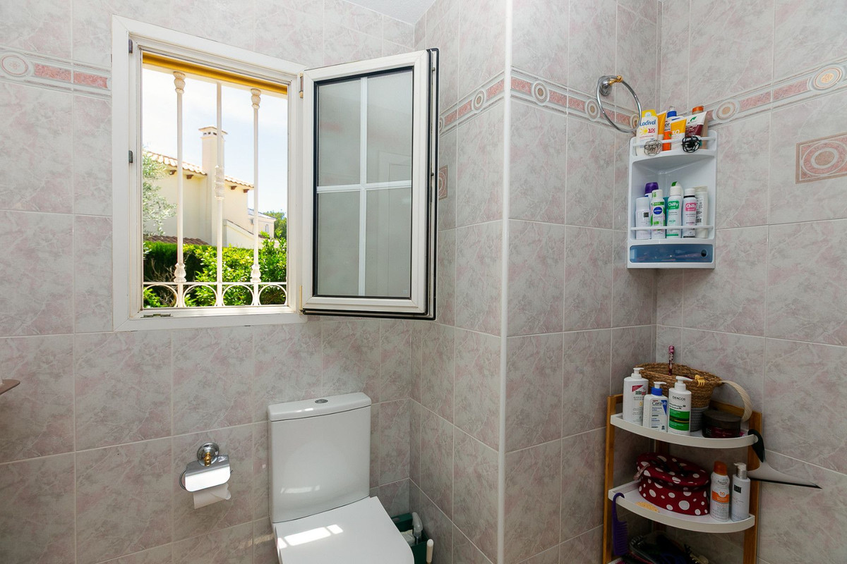 Huis te koop in Orihuela Costa | 3 slaapkamers H5411521
