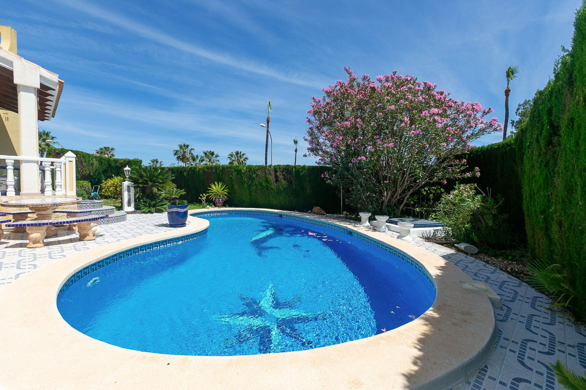 Huis te koop in Orihuela Costa | 3 slaapkamers H5411521