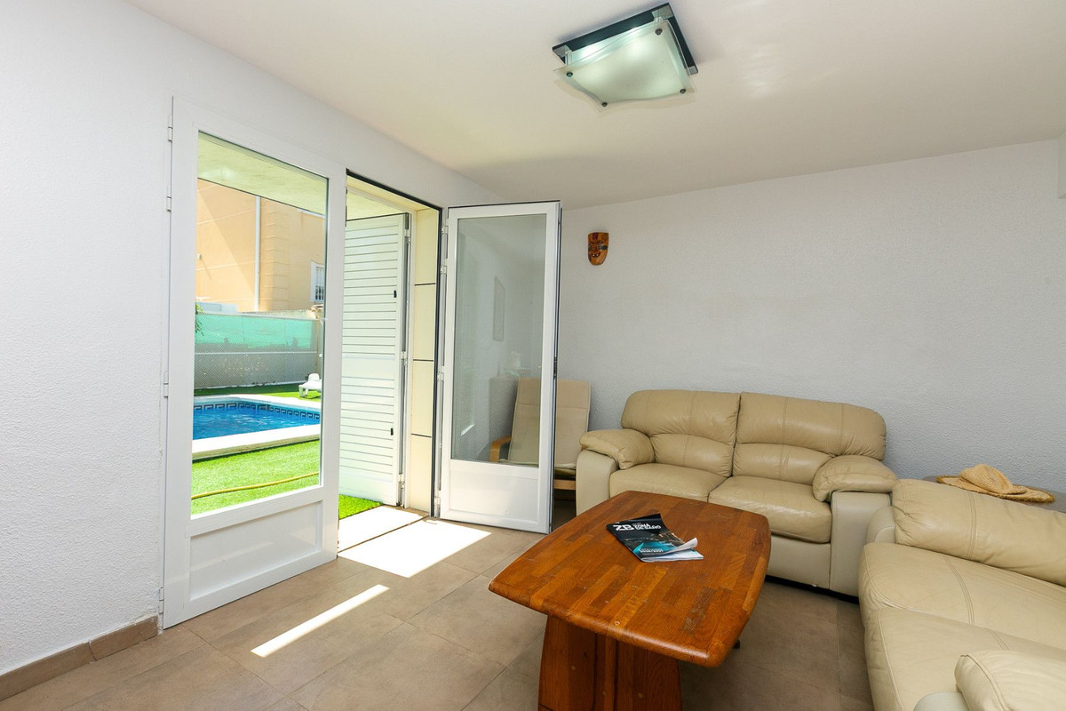 Huis te koop in Orihuela Costa | 5 slaapkamers H5421082