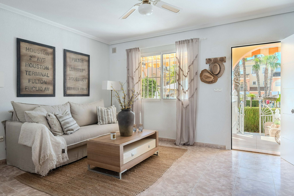 Huis te koop in Orihuela Costa | 3 slaapkamers H5426263