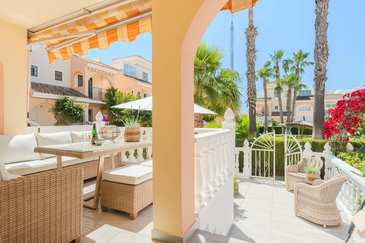 Huis te koop in Orihuela Costa | 3 slaapkamers H5426263