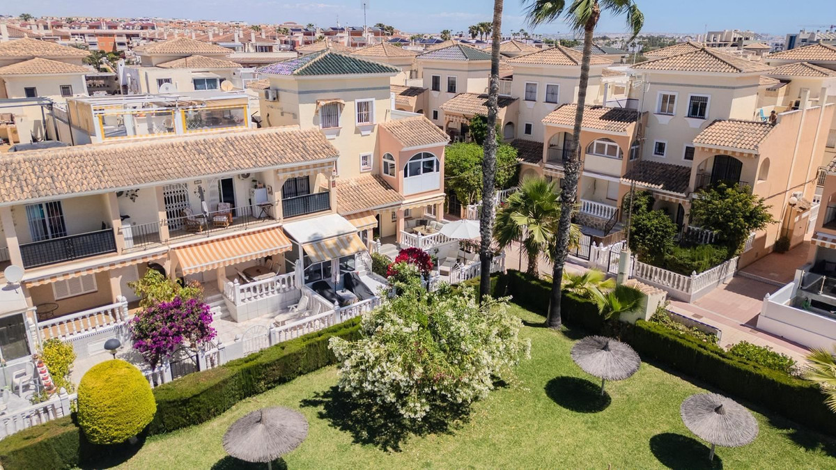 Huis te koop in Orihuela Costa | 3 slaapkamers H5426263