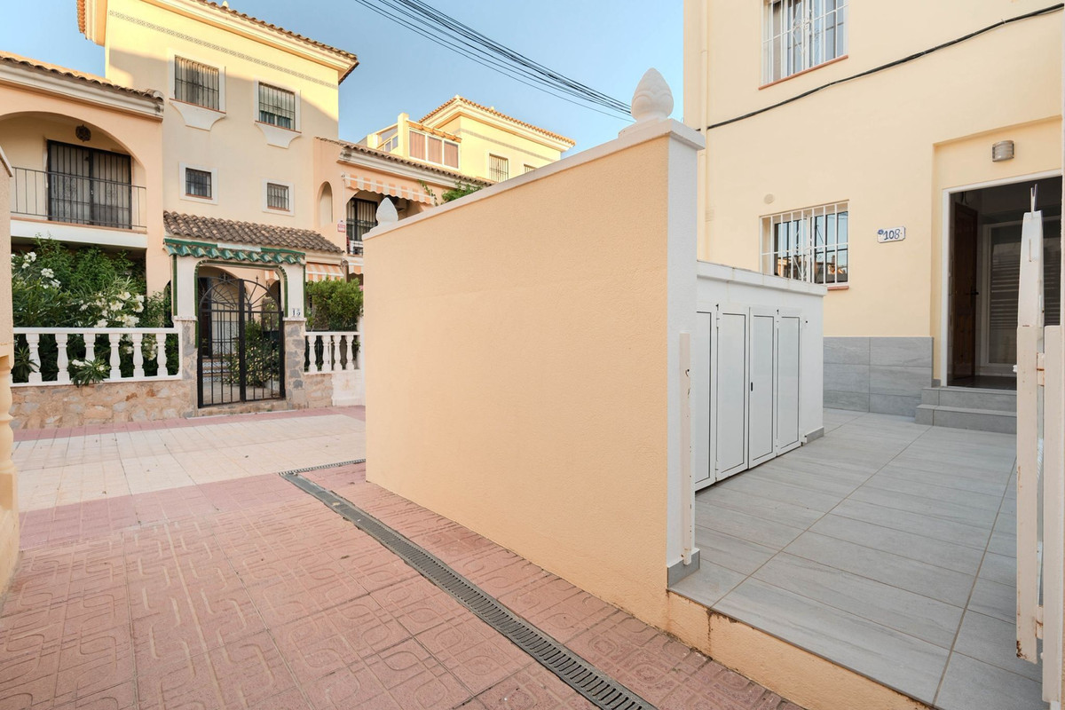 Huis te koop in Orihuela Costa | 3 slaapkamers H5426263