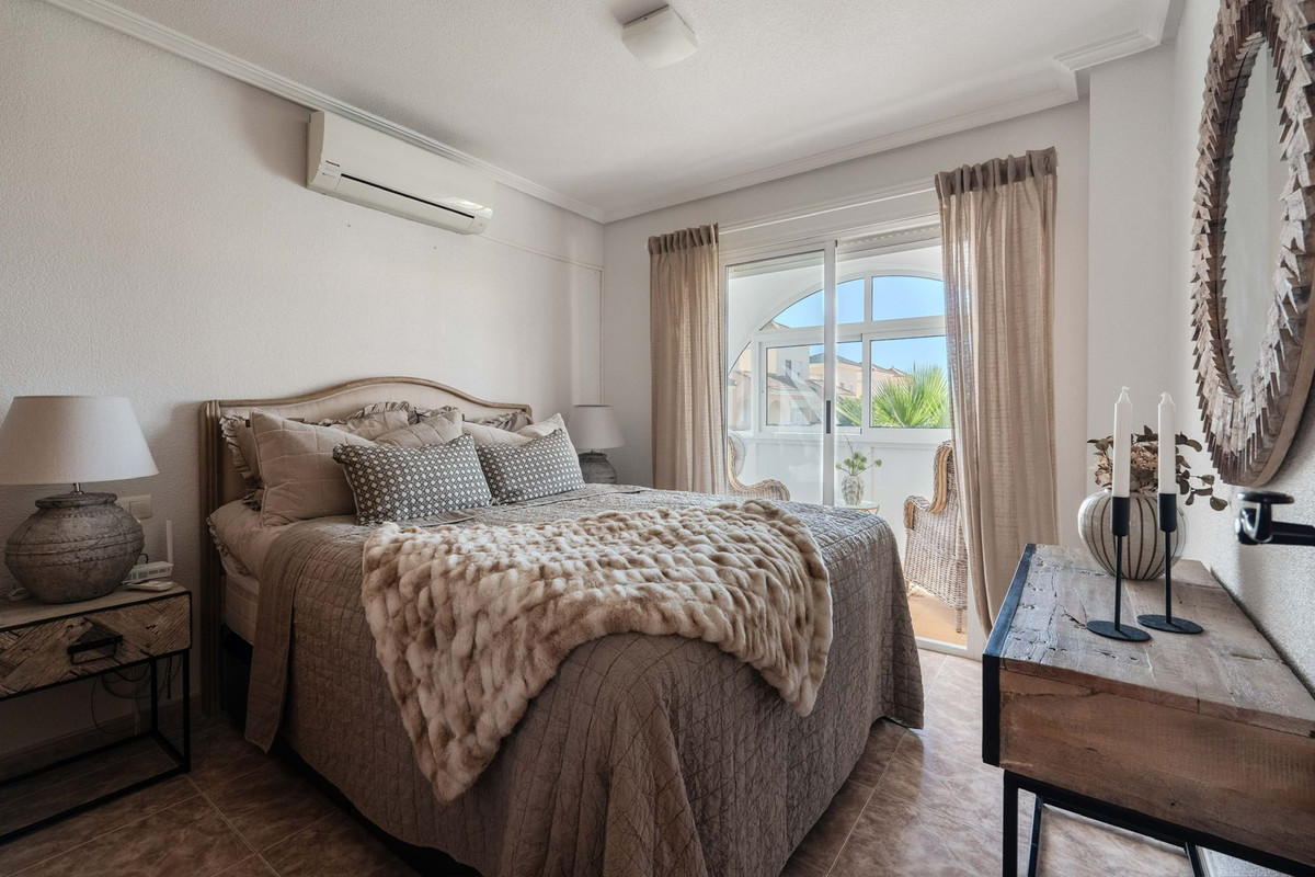 Huis te koop in Orihuela Costa | 3 slaapkamers H5426263