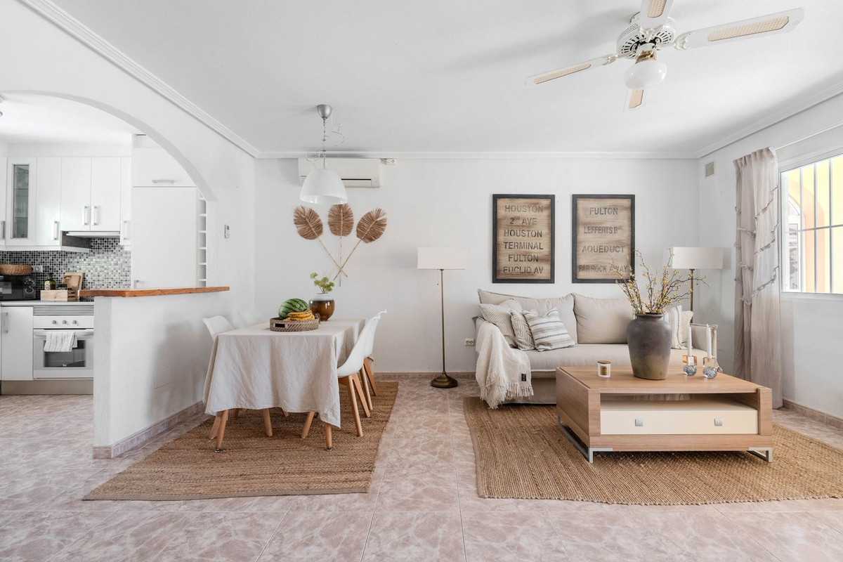 Huis te koop in Orihuela Costa | 3 slaapkamers H5426263
