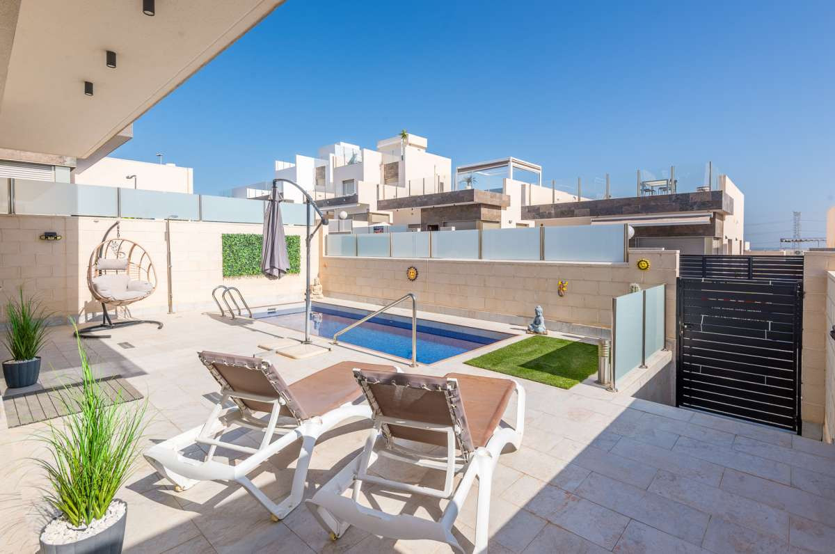 Huis te koop in Orihuela Costa | 3 slaapkamers H5437078