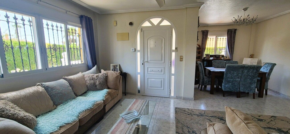 Huis te koop in Orihuela Costa | 4 slaapkamers H5449474