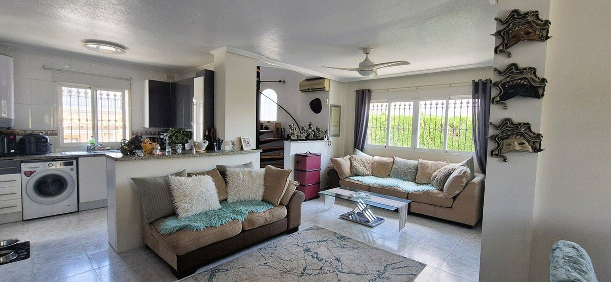 Huis te koop in Orihuela Costa | 4 slaapkamers H5449474