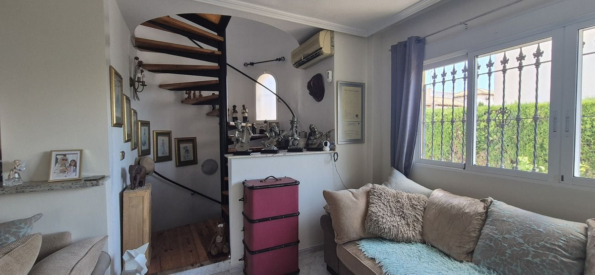 Huis te koop in Orihuela Costa | 4 slaapkamers H5449474