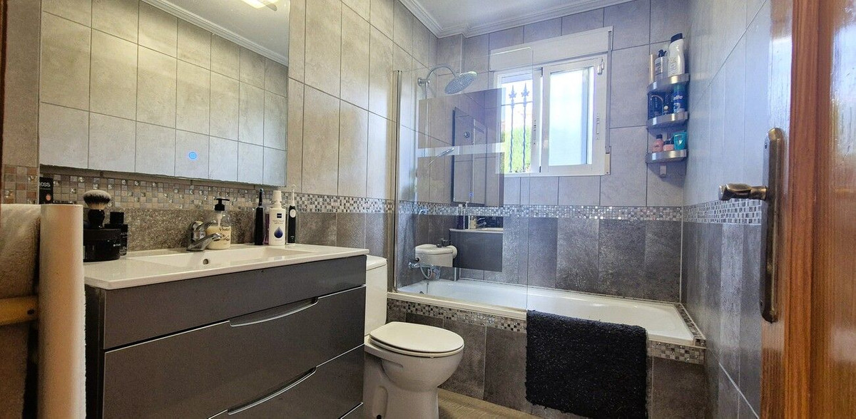 Huis te koop in Orihuela Costa | 4 slaapkamers H5449474