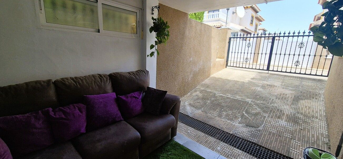 Huis te koop in Orihuela Costa | 4 slaapkamers H5449474