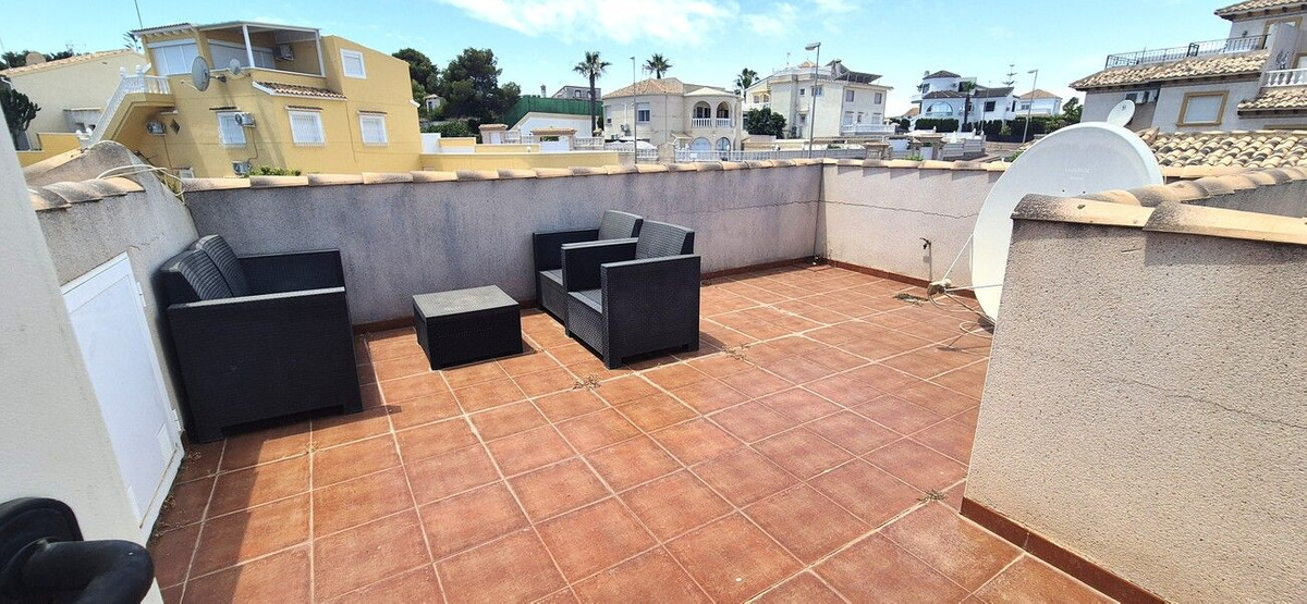Huis te koop in Orihuela Costa | 4 slaapkamers H5449474