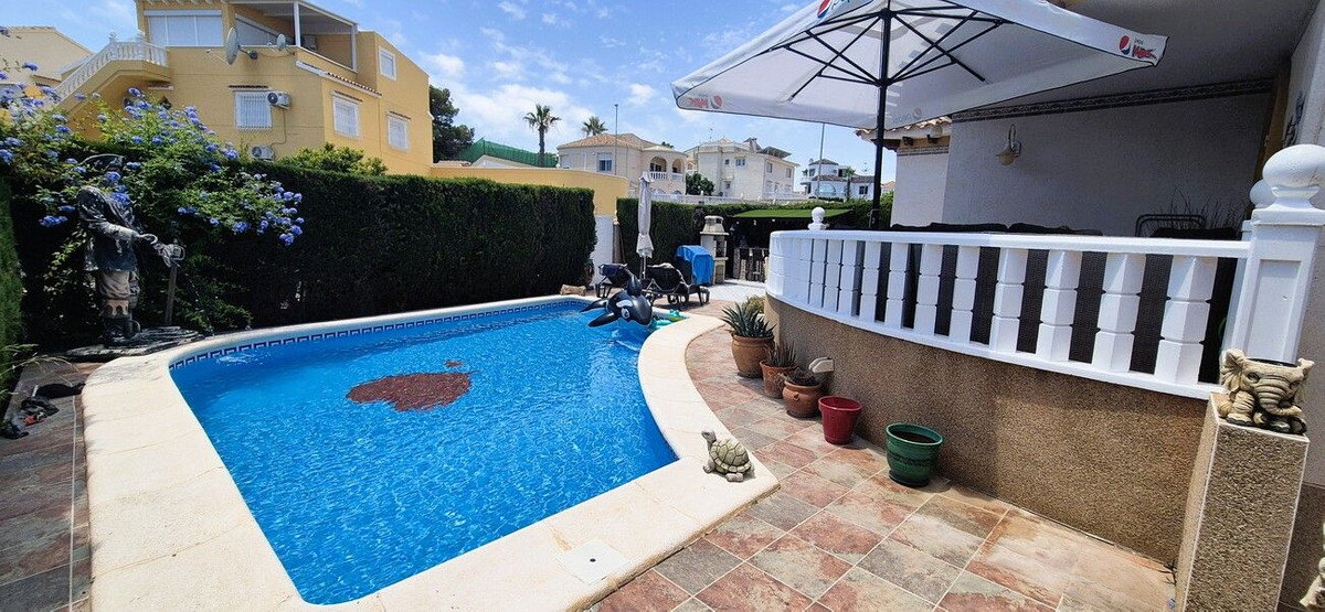 Huis te koop in Orihuela Costa | 4 slaapkamers H5449474