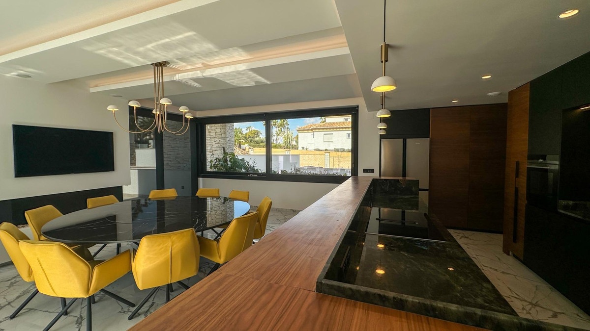 Huis te koop in Orihuela Costa | 4 slaapkamers H5453647