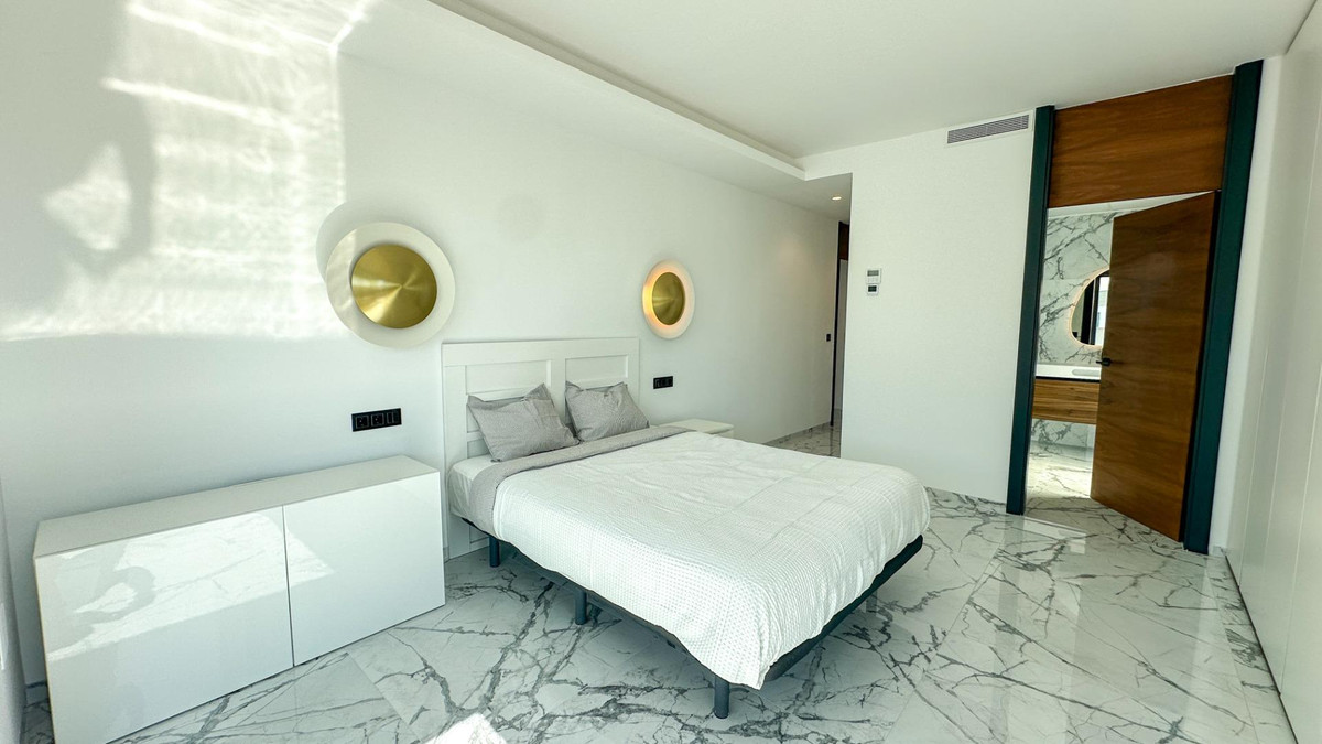 Huis te koop in Orihuela Costa | 4 slaapkamers H5453647
