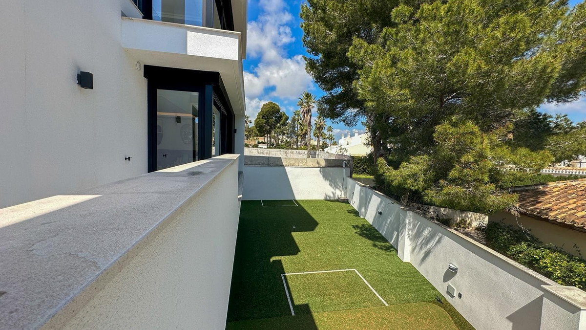 Huis te koop in Orihuela Costa | 4 slaapkamers H5453647