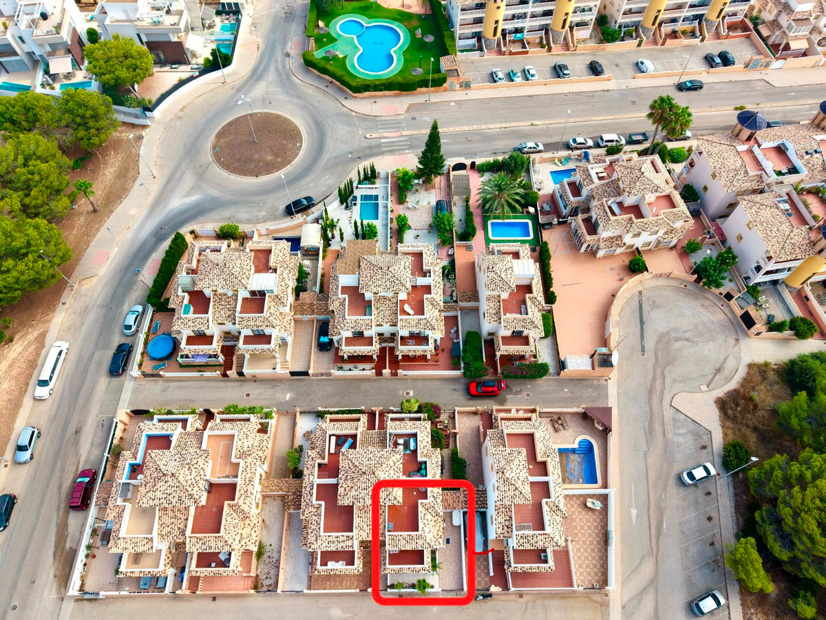 Huis te koop in Orihuela Costa | 2 slaapkamers H5461621