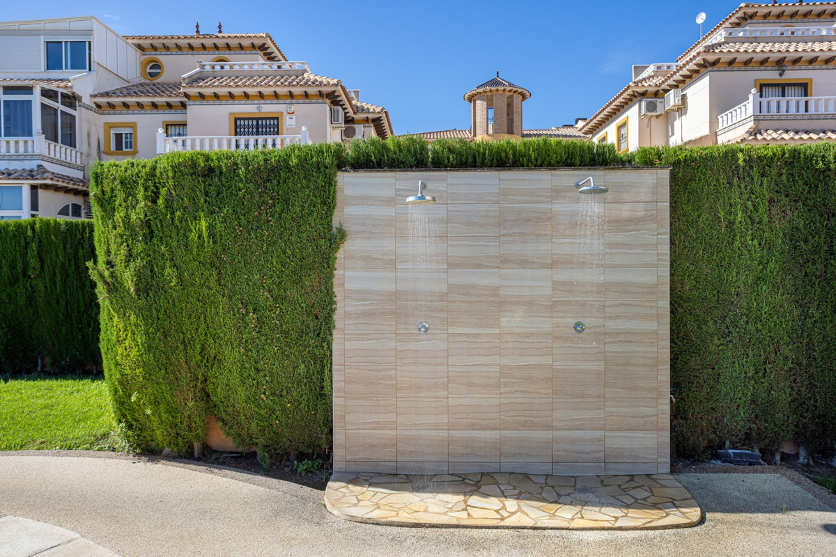 Huis te koop in Orihuela Costa | 2 slaapkamers H5461621
