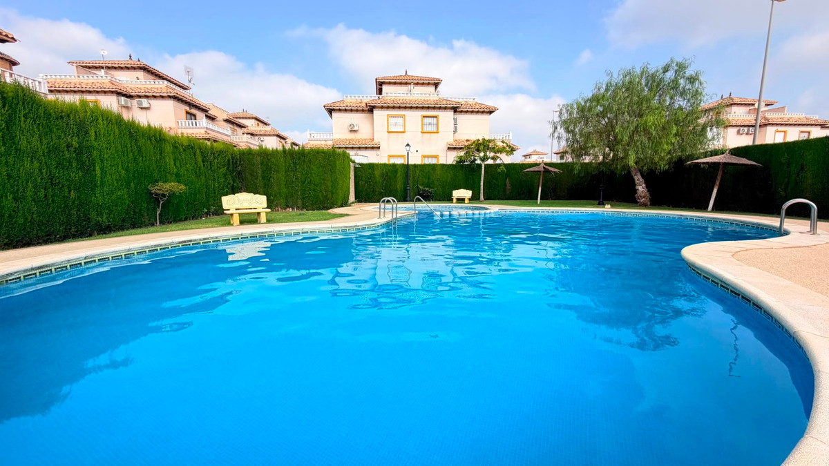 Huis te koop in Orihuela Costa | 2 slaapkamers H5461621