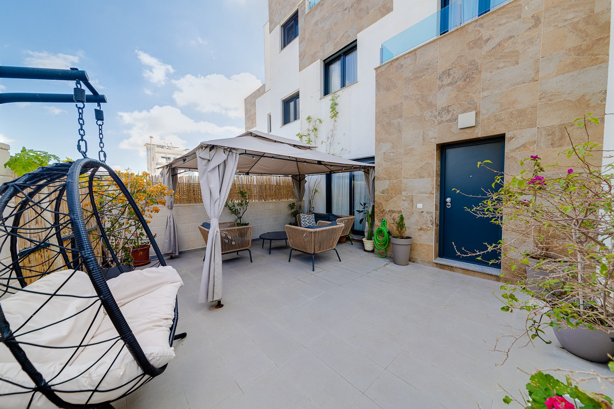 Huis te koop in Orihuela Costa | 3 slaapkamers H5465068