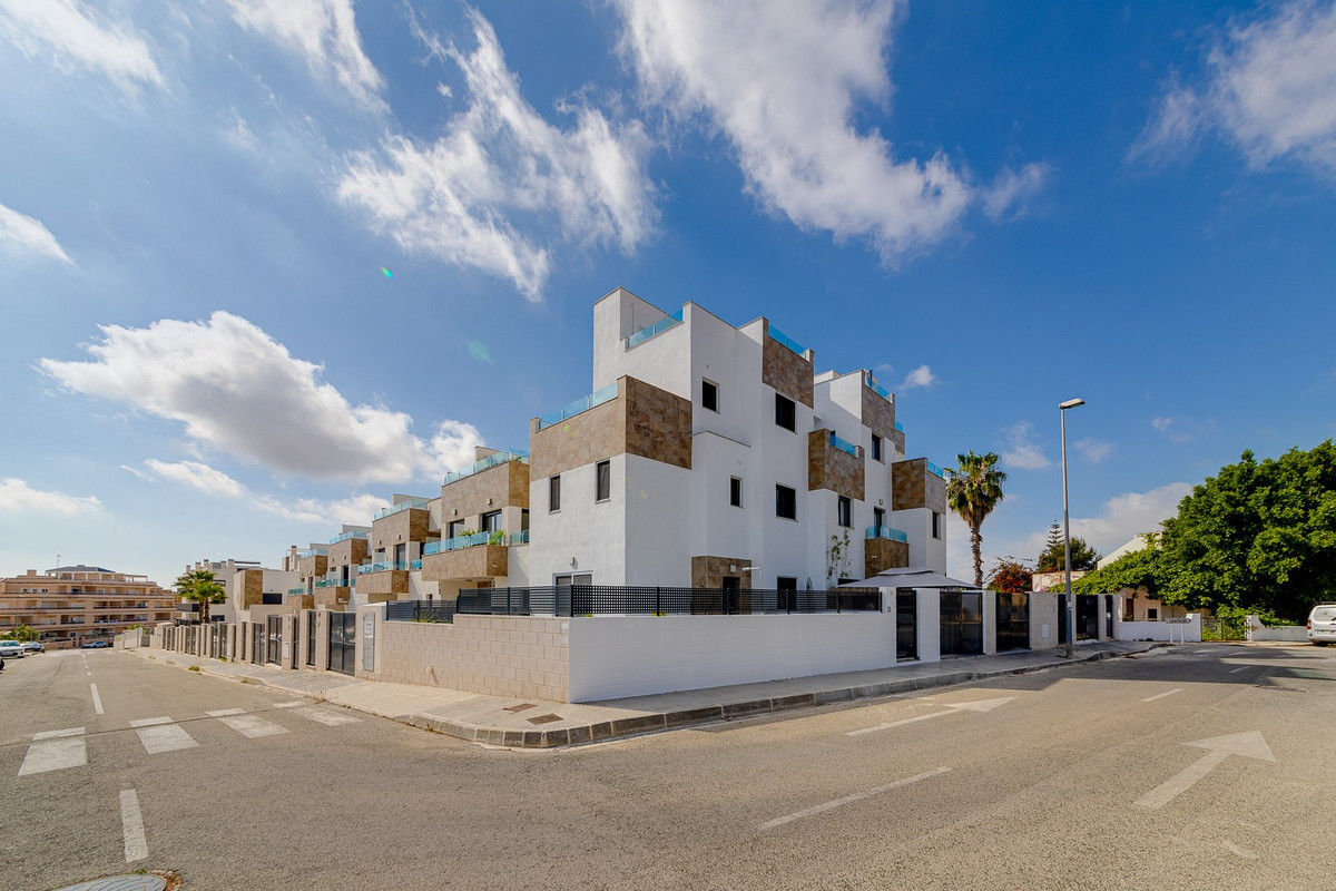 Huis te koop in Orihuela Costa | 3 slaapkamers H5465068