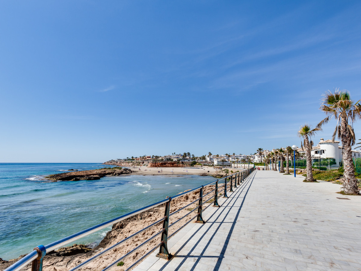 Huis te koop in Orihuela Costa | 3 slaapkamers H5468167