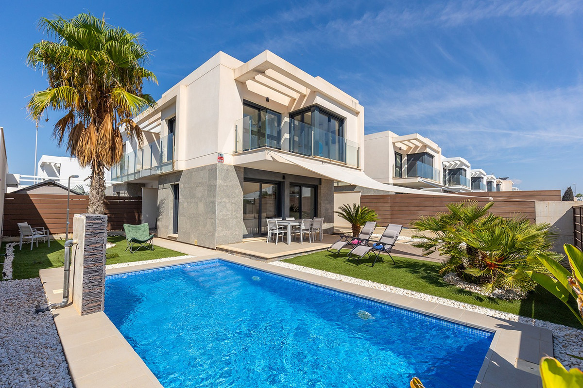 Huis te koop in Orihuela Costa | 3 slaapkamers H5468614