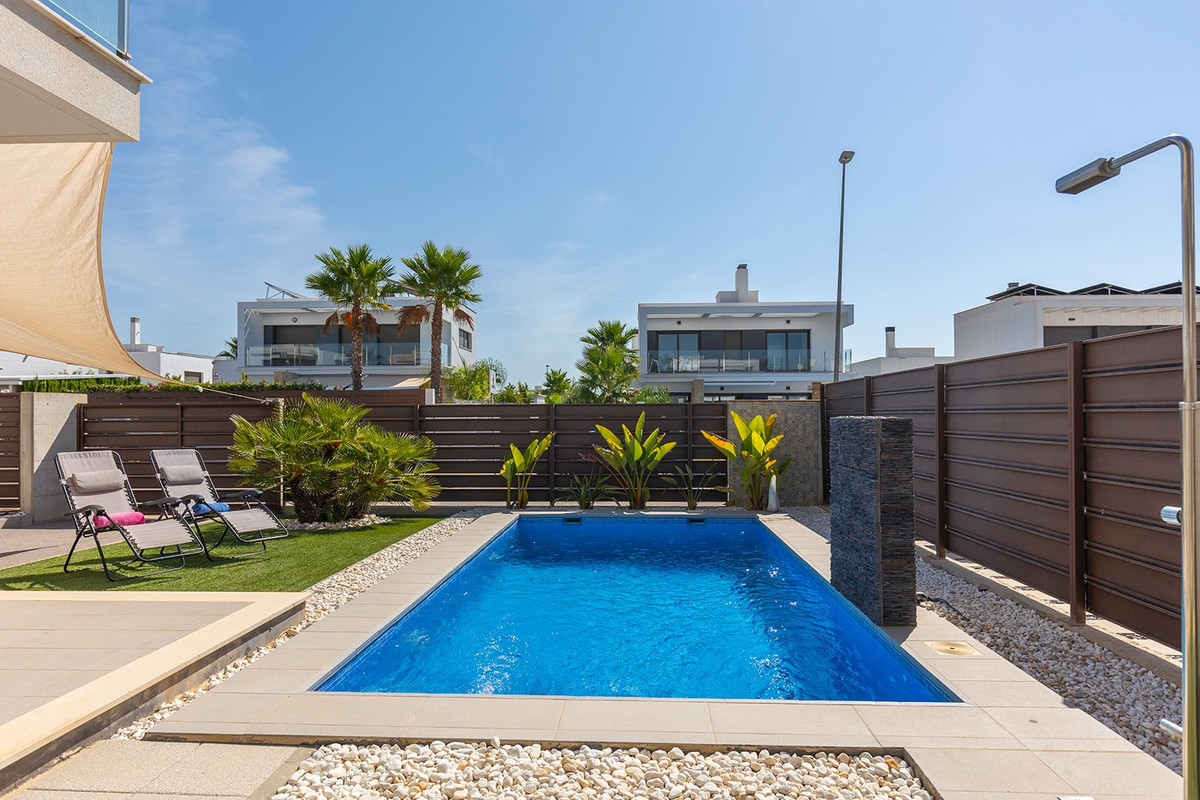 Huis te koop in Orihuela Costa | 3 slaapkamers H5468614