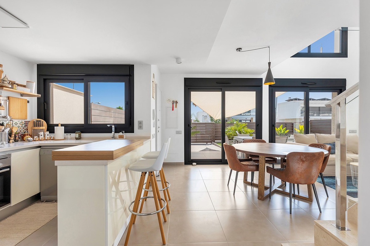 Huis te koop in Orihuela Costa | 3 slaapkamers H5468614