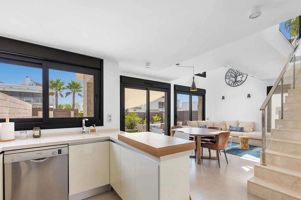 Huis te koop in Orihuela Costa | 3 slaapkamers H5468614