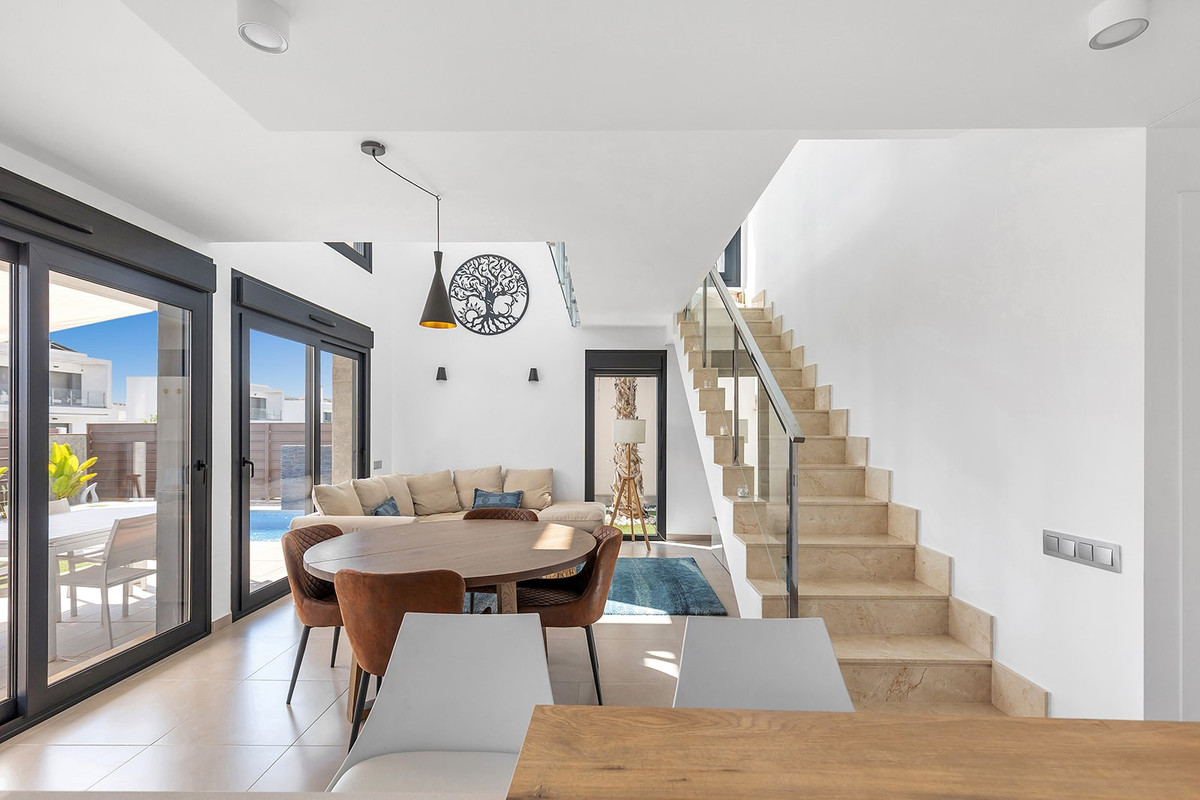 Huis te koop in Orihuela Costa | 3 slaapkamers H5468614