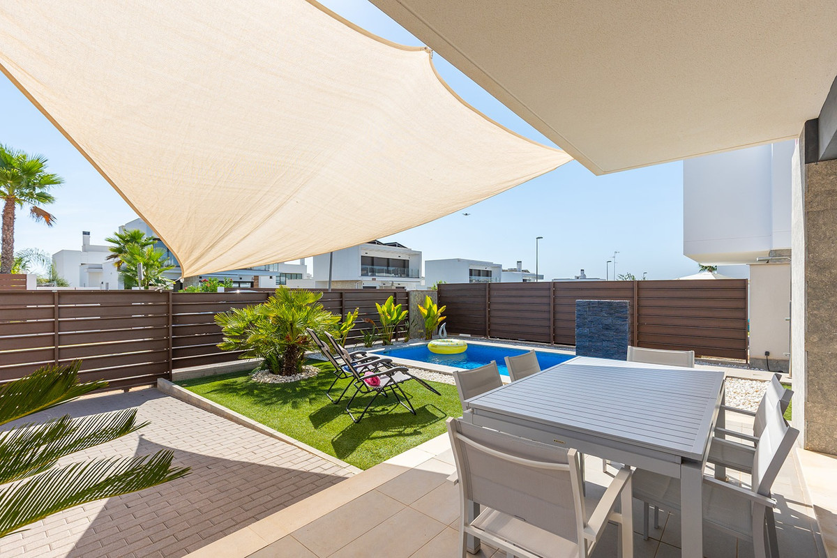 Huis te koop in Orihuela Costa | 3 slaapkamers H5468614