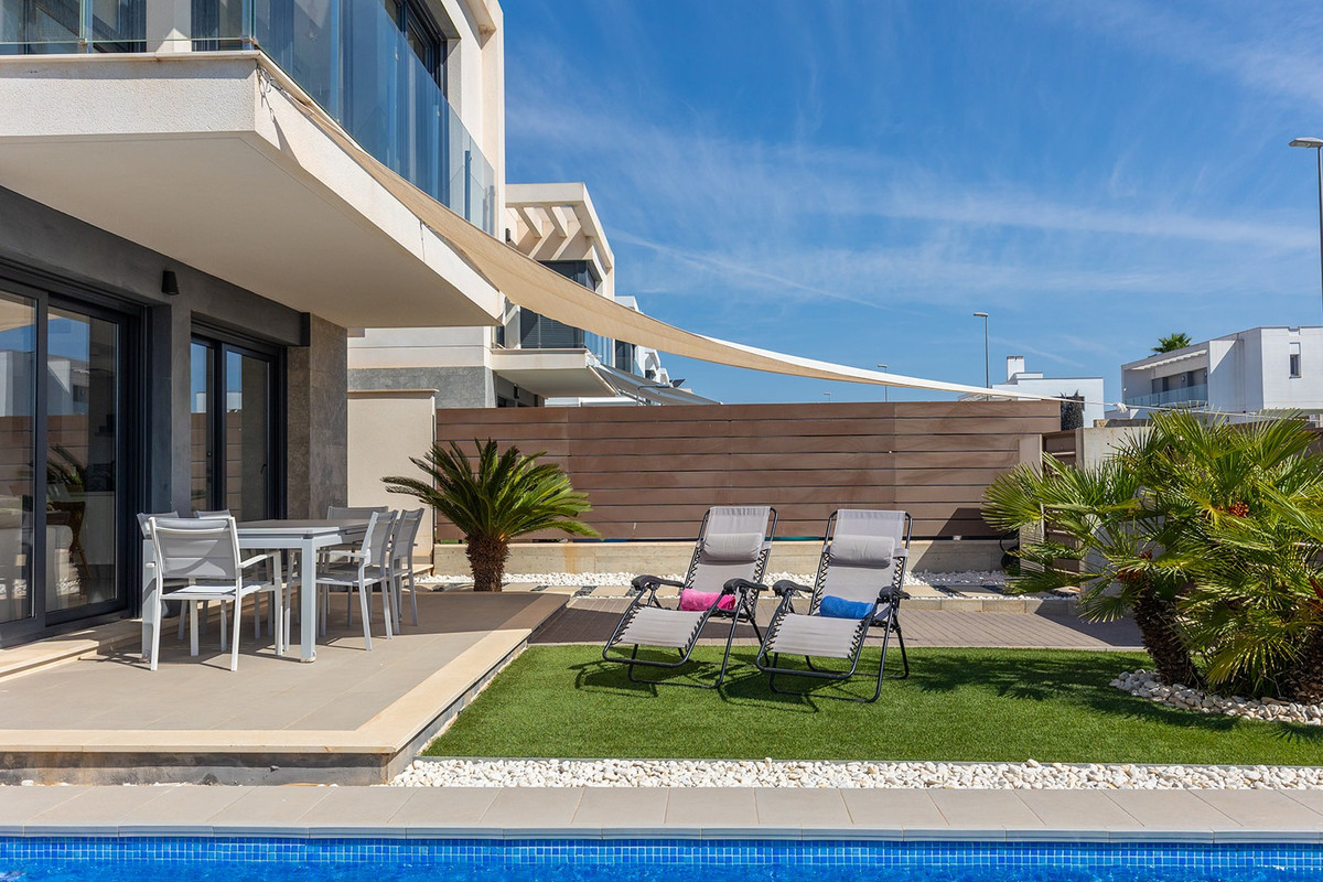 Huis te koop in Orihuela Costa | 3 slaapkamers H5468614