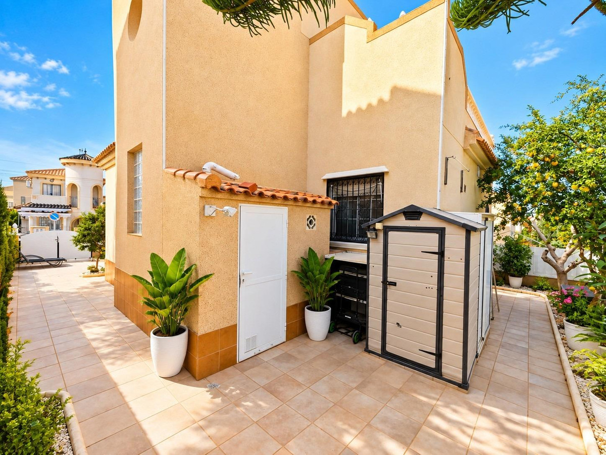 Property main view 32