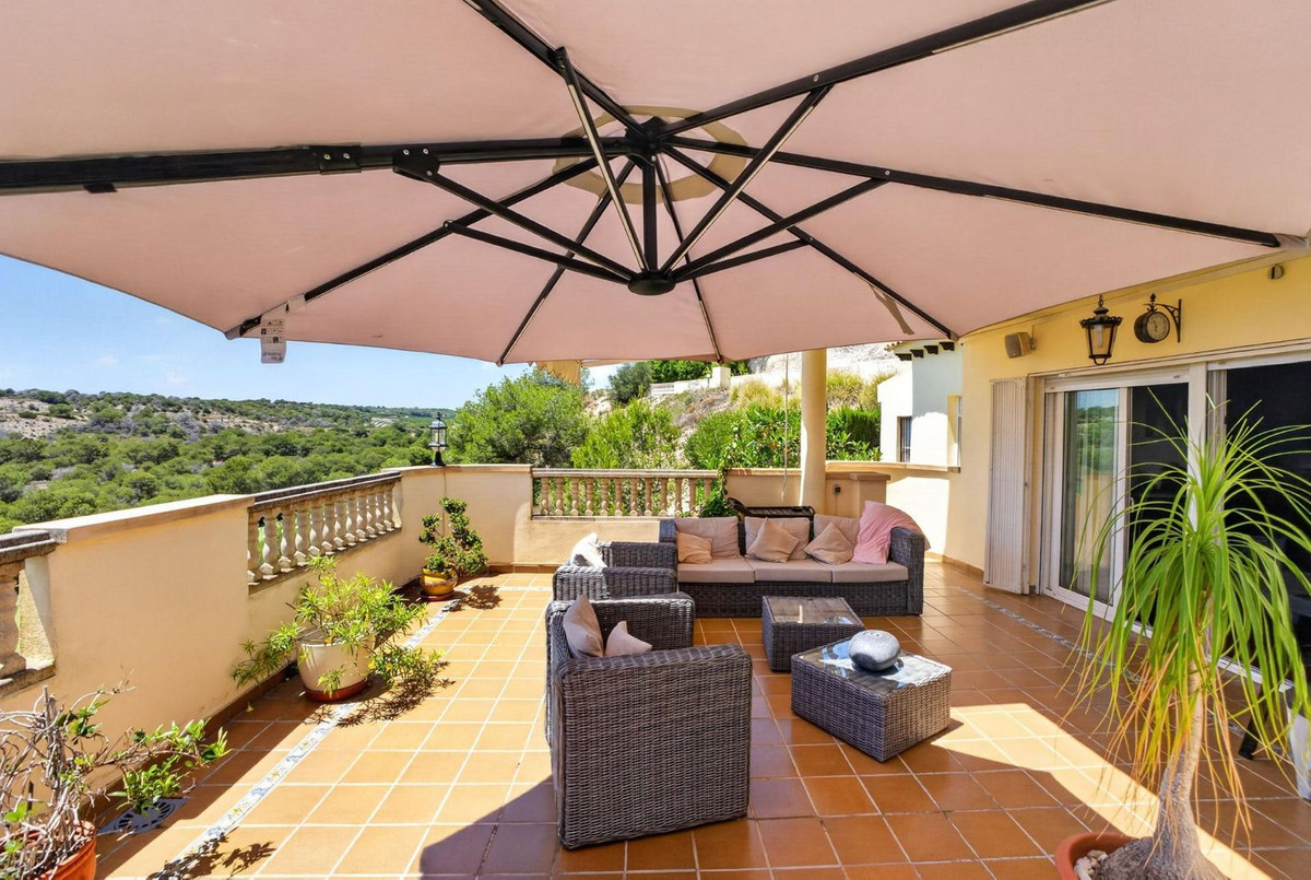 Huis te koop in Orihuela Costa | 5 slaapkamers H5495368