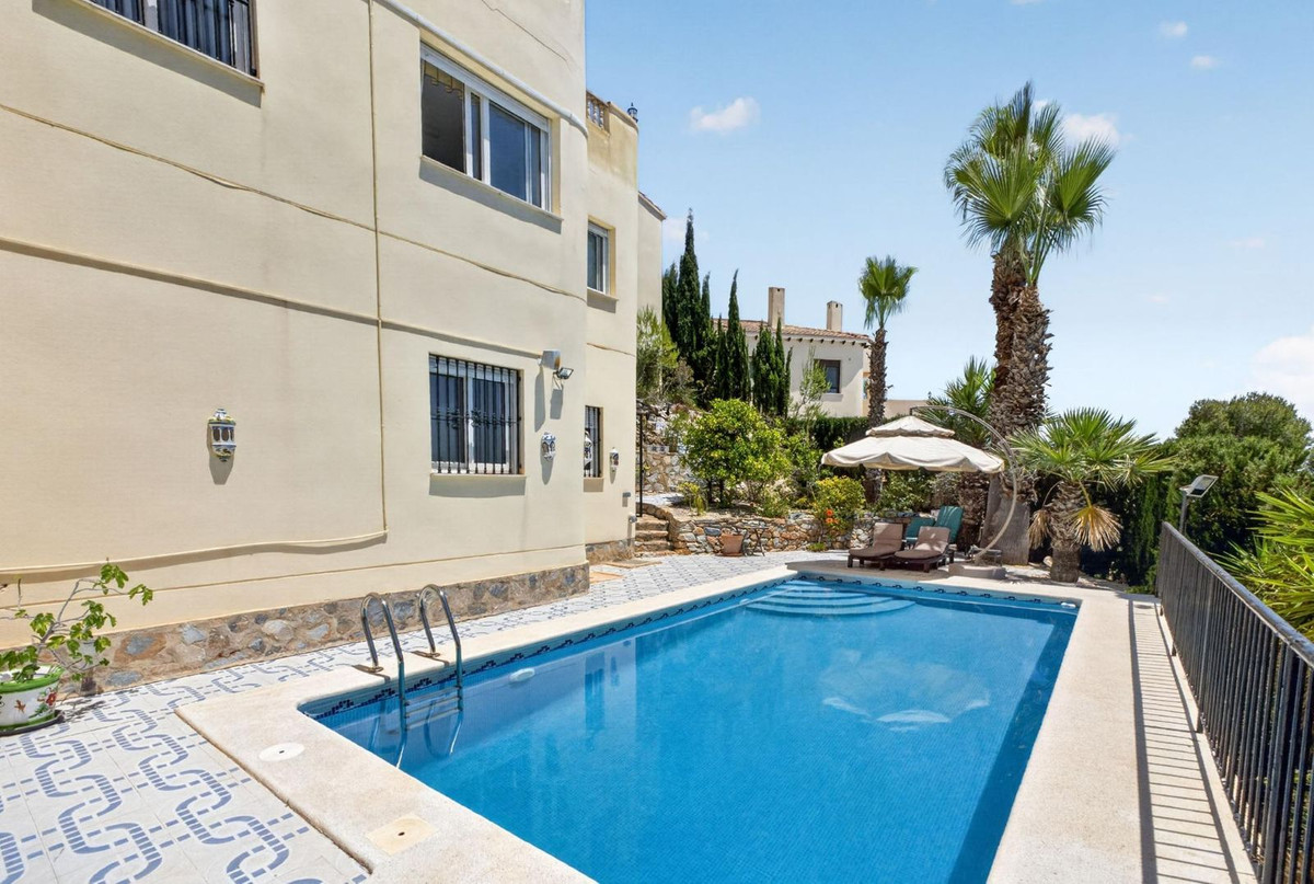 Huis te koop in Orihuela Costa | 5 slaapkamers H5495368